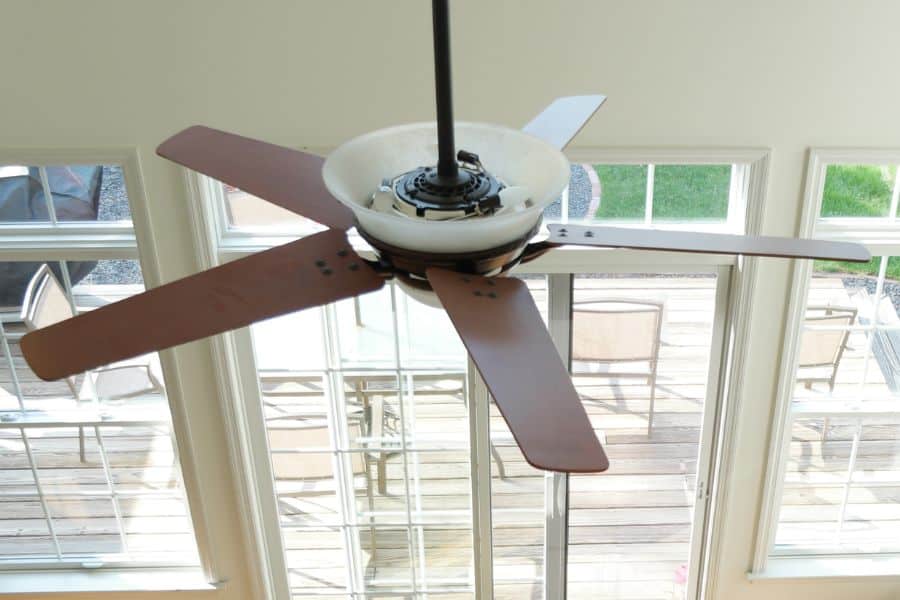 How To Balance a Ceiling Fan Without a Balancing Kit?