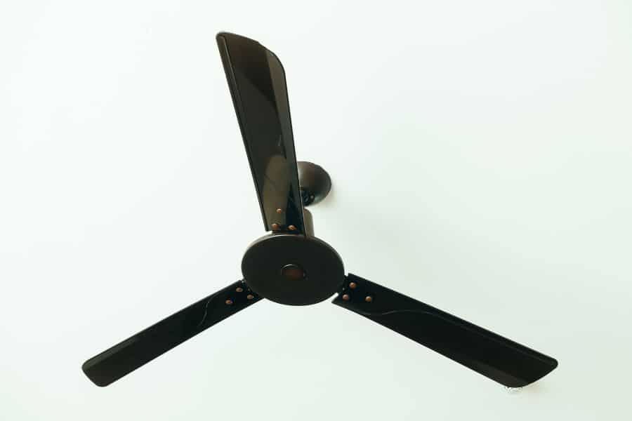 What Type Of Ceiling Fan Moves the Most Air?