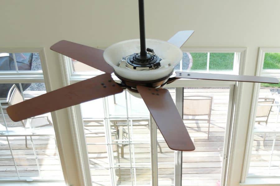 How Do I Hang a Ceiling Fan On a High Ceiling?